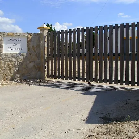 Monte Do Tanoeiro Semesterbostad