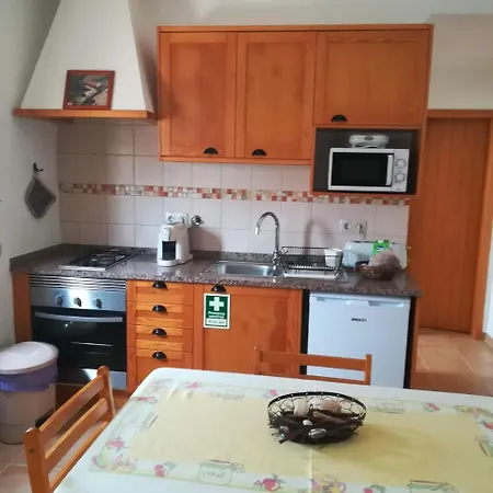 Monte Do Tanoeiro Feriehus *
